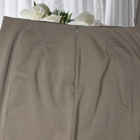 MM Lafleur ‘The Greenpoint Skirt’ in “Russett” Taupe Size +1 = 1X - Picture 16 of 16